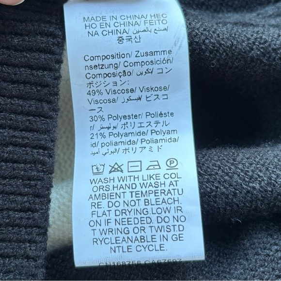 SHEIN Black and White Striped Crew Neck Sweater - Picture 4 of 4